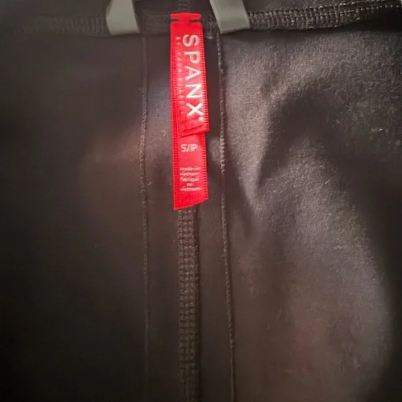 NWOT Spanx Drape Front Jacket Very Black - Picture 10 of 11